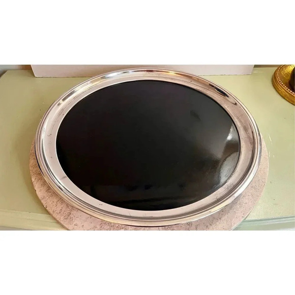 Black And Silver-Plated Vintage Tableware Round Metal Serving Tray - Picture 2 of 10